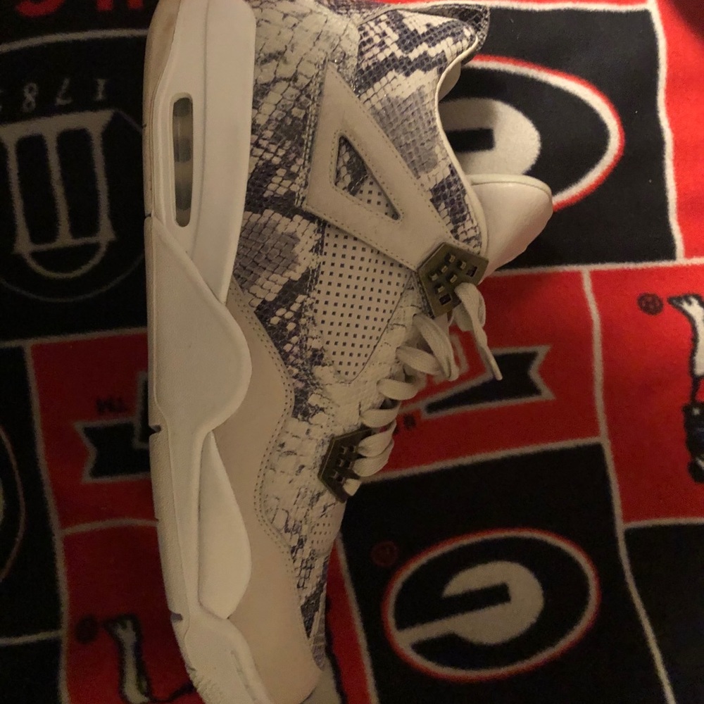 Air Jordan 4 Retro Premium